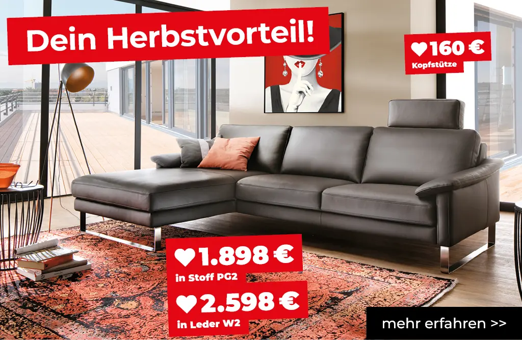 Elegantes Sofa mit Longchair und Kopfstütze wahlweise in Stoff oder Leder. Komfortables Designersofa im Herbstangebot ab 1.898 Euro in Stoff oder 2.598 Euro in Leder für modernes Wohnen mit Stil.